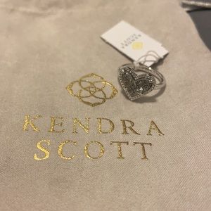 Kendra Scott heart ring